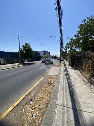 Casa En Venta De 4 Dorm. En Maipú