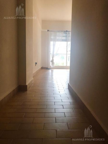 Imagen 3 de 14 de Departamento 2 Ambientes Venta Ramos Mejía Opcion Cochera