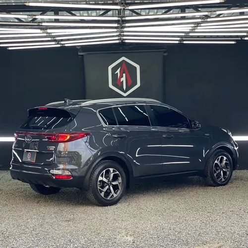 Kia Sportage Desire hybrid
