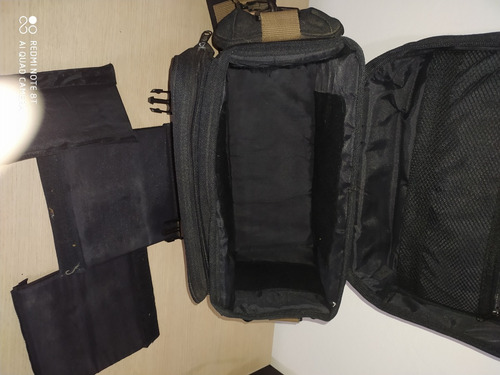 Bolsa Mala Para Camera Lentes E Acessorios Com Divisórias