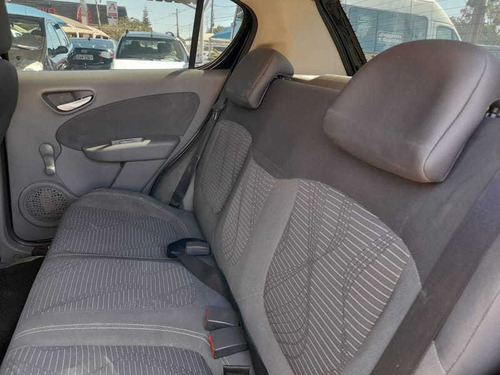 Imagem 9 de 11 de Fiat Palio Attractive 1.0