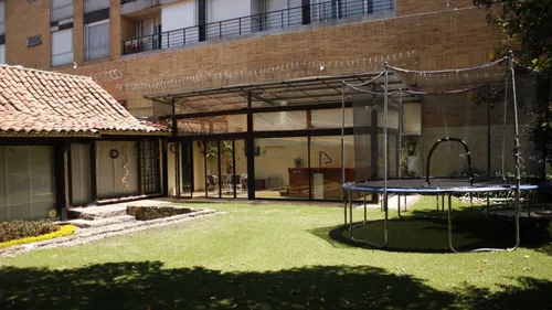 Casa En Venta En La Calleja. Cod V11764