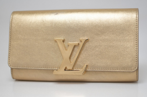 Bolso Louis Vuitton Louise Clutch Piel Gold Cert Entrupy Dorado Piel Metalizada Dorado Bolso De Mano (Usado)