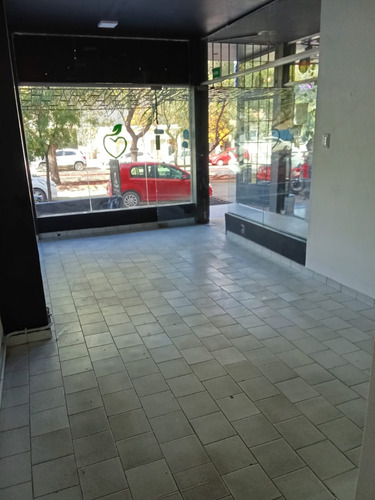 Inmueble Ideal Para Oficina A La Calle