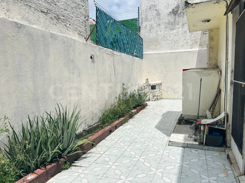 Casa En Renta, Colonia Quintas Marthas, Cuernavaca, Morelos.