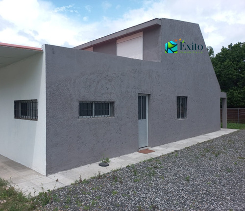 Vendo Casa Con Piscina A Estrenar Médanos De Solymar Sur A 7 De La Playa. Si Acepta Banco Usd 255.000 Dolares