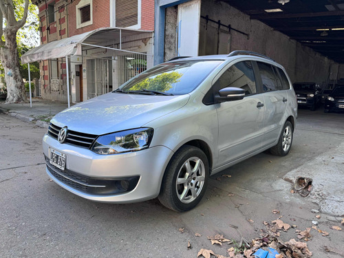 Volkswagen Suran 1.6 Trendline 11b