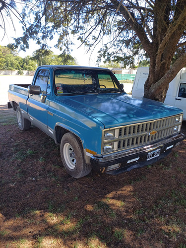 Chevrolet Silverado 1981, Americana, Buen Estado