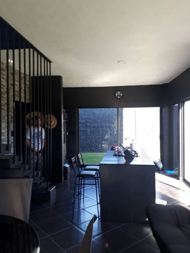 Casa Con 3 Recamaras 3 Baños 2 Pisos