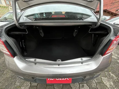 Renault New Logan Intens 2022