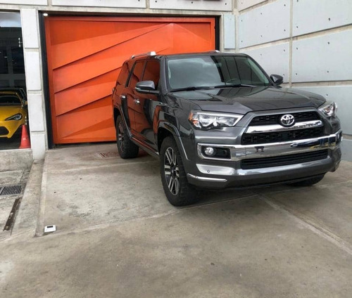 Imagen 2 de 6 de Toyota 4runner