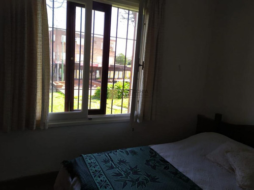 Imagen 20 de 27 de Venta De Casa De 3 Dormitorios En Las Delicias Con Vista Al Mar