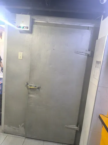Se Vende Fondo De Comercio De Charcuteria Carniceria En La Florida Vl