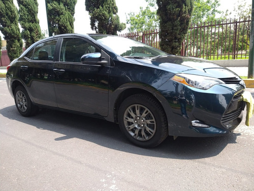 Toyota Corolla 1.8 Base Mt