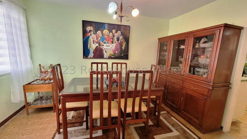 Se Vende Casa En Terrazas Del Club Hipico Mls #23-21270