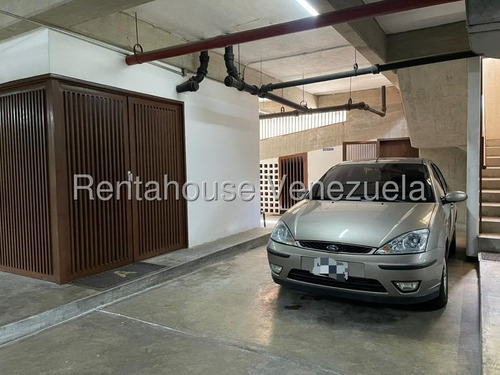 Exclusivo Apartamento Comodo Y Con Buena Distribucion En Venta En La Castellana Yf