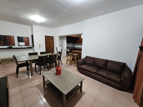 Apartamento Full Amueblado En Gazcue D.n. Santo Domingo