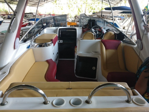 Lancha Sunflash 260 Diesel Cabinada