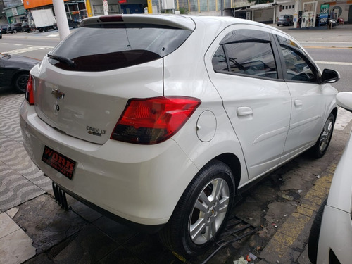 Chevrolet Onix Lt 1.4 Hatch 2014