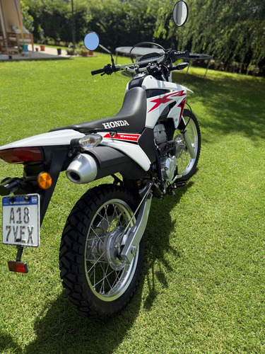 Honda Tormado 250 Línea Nueva - Única Mano - Solo 1000km