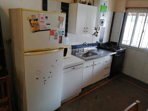 Imagen 4 de 14 de Casa-quinta Con Pileta Para Alquiler Y/o Venta
