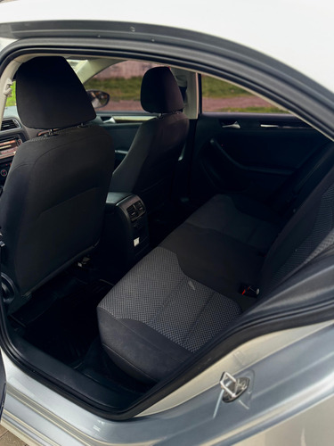 Volkswagen Vento 2.5 Advance Plus 170cv