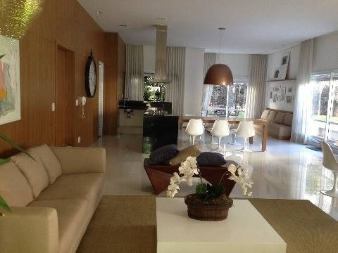 Imagem 9 de 11 de Apartamento À Venda E Para Temporada Em Cambuí - Ap016654