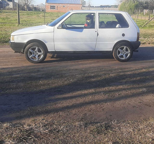 Imagen 3 de 5 de Fiat Uno 1.6 Scr 1995