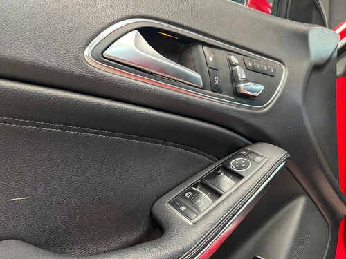 Mercedes-Benz Clase GLA 1.6 200 Cgi Sport At