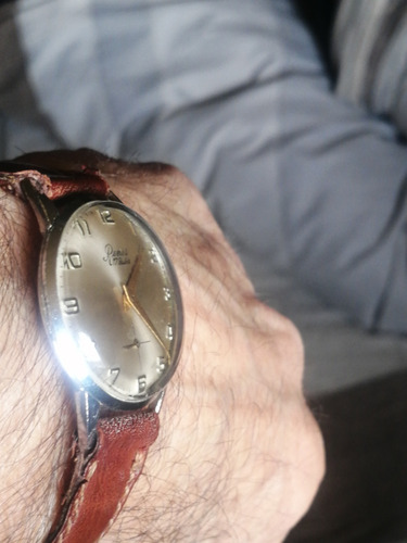 Reloj Renis A Cuerda Vintage 17 Rubíes.. Funcionando (Usado)