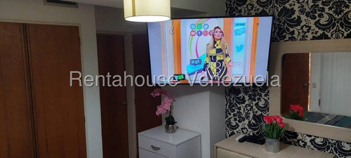 Apartamento Piso Medio 44m² 1h, 1b, 1p, Res. En El Rosal, Acogedor, Iluminado Y Muy Bien Distribuido || Isabel Gómez || Mls #25-19261