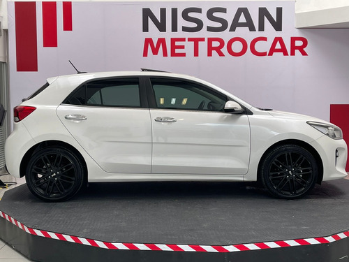 Imagen 2 de 15 de Kia Rio Ex Pack At 2020