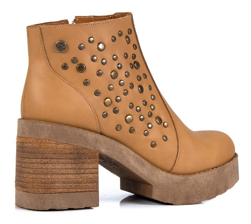 Imagen 3 de 7 de Bota Dama Cuero Tachas Invierno Taco Base Alta Moda Citadina
