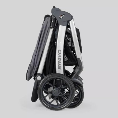 Imagen 7 de 10 de Chicco Coche Bravo Duo Con Huevito Keyfit Y Base Creciendo