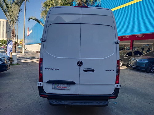 Mercedes-Benz Sprinter Furgão 2.2 Cdi 416 Longo Teto Alto 10,5m3 5p 6 marchas