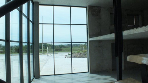 Imagen 6 de 21 de Galpón 1400 M2 Cubiertos En Maldonado (uruguay)