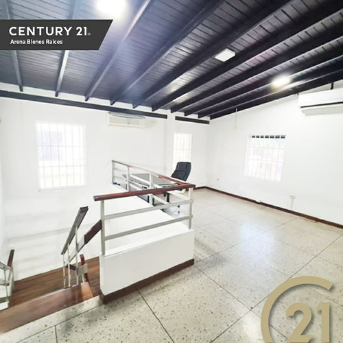Imagen 4 de 10 de En Venta Casa De Uso Comercial. Local Oficina En Lecheria