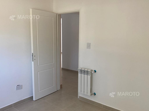 Imagen 30 de 30 de Casa En Venta En El Canton - Maroto Propiedades