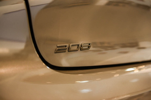 Peugeot 208 1.0T Gt