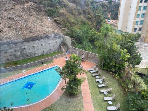 Se Alquila Apto 130m2 3h+s/3b+s/2p Las Mesetas