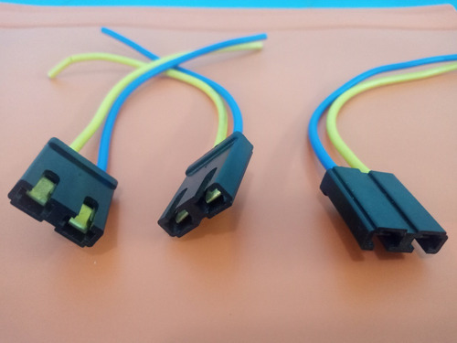 Conector Compresor A/a Chevrolet 2 Cables Modelo Viejo X 2