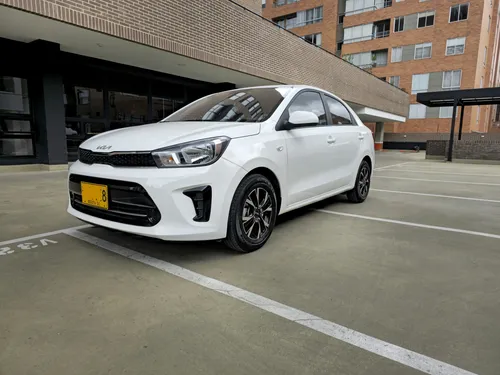 Kia Soluto 1.4 Emotion Mt