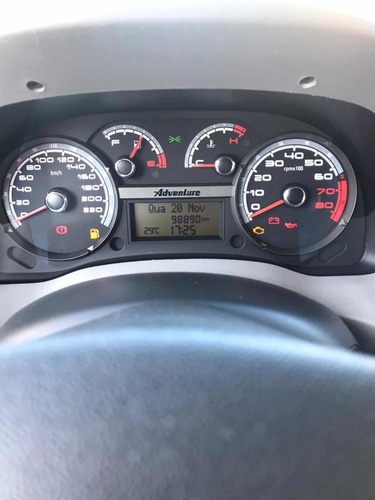 Fiat Doblo 1.8 16v Adventure Flex 5p 2012