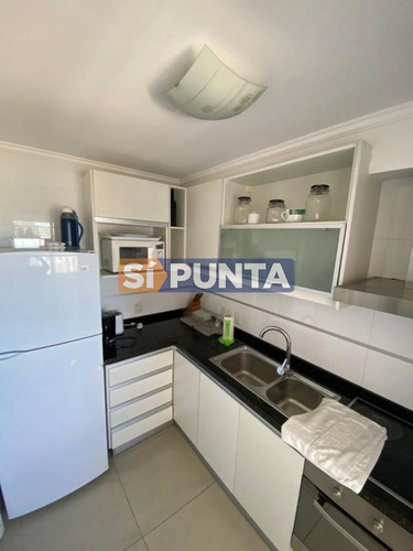 Imagen 3 de 11 de Apartamento En Alquiler - Mansa