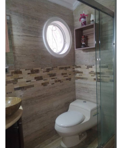 Casa En Venta Con Anexo En La Suiza San Antonio De Los Altos