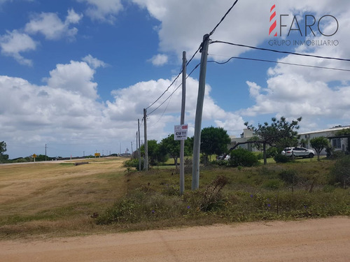 Imagen 4 de 10 de Excelente Lote Frente Al Mar.