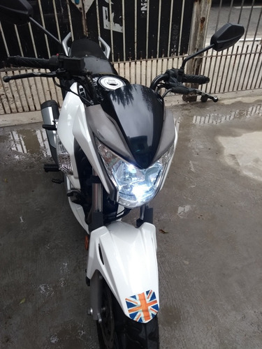 Imagem 2 de 9 de Traxx Jh 250