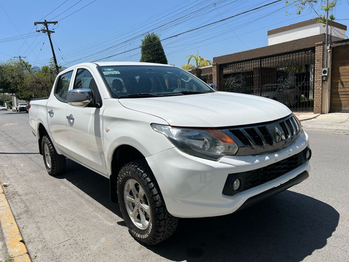 Mitsubishi L200 2.5 Di-d Cabina Doble 4x4 Mt