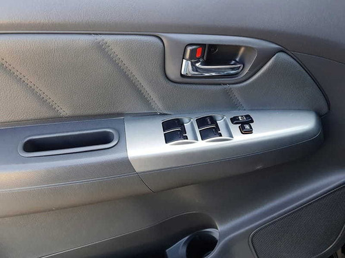 Imagem 9 de 13 de Toyota Hilux Cd Srv D4-d 4x4 3.0 Tdi Diesel Aut 2013