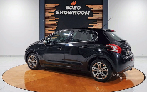 Imagen 10 de 25 de Peugeot 208 1.6 Feline Pack Cuir
